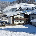 Binderhaeusel Am Berglift Apartman